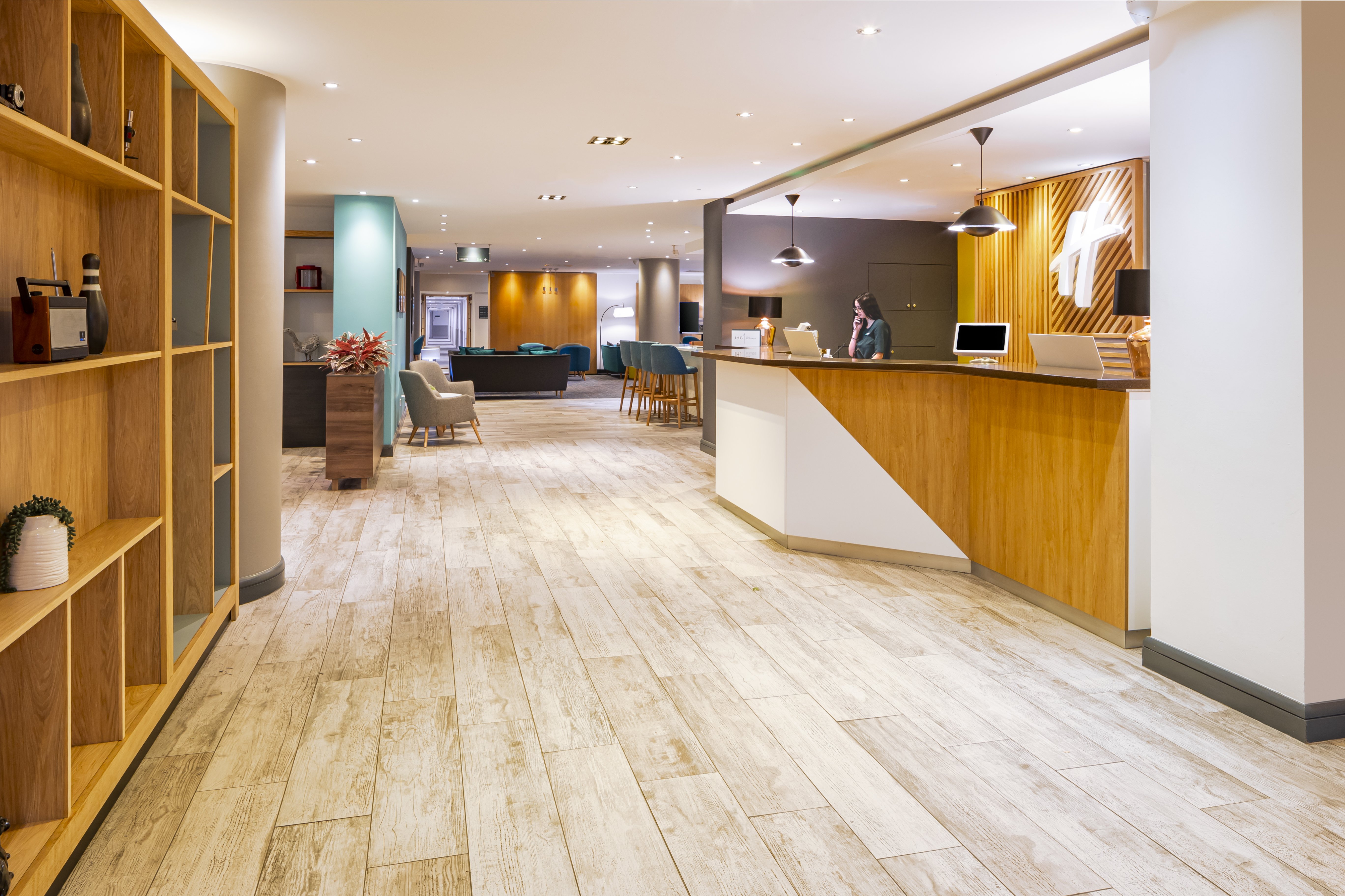 Holiday Inn High Wycombe M40 Jct. 4 5/59