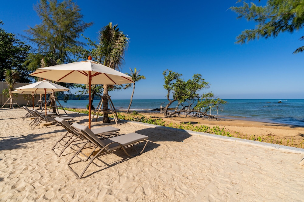 The Little Shore Khao Lak by Katathani 65/69