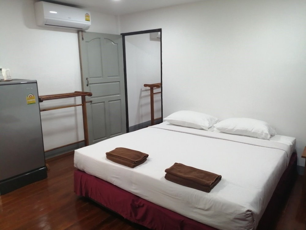 Jansom Beach Resort 19/67