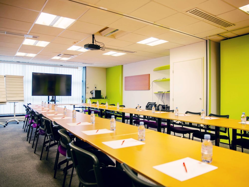Ibis Paris Bercy Village 12Eme 60/73