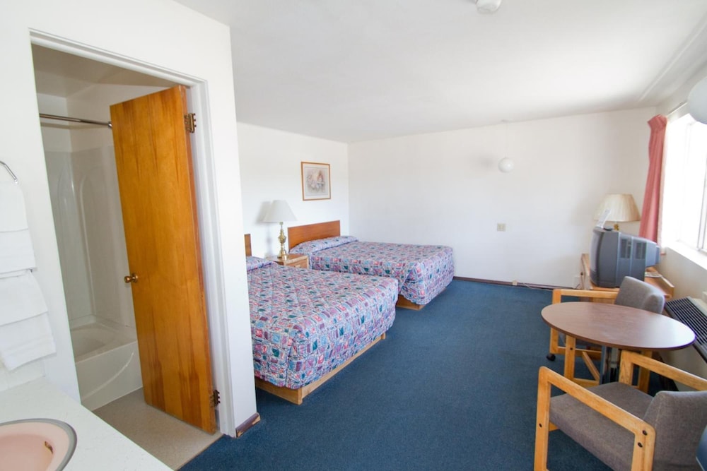 Brooks Street Motor Inn 15/30
