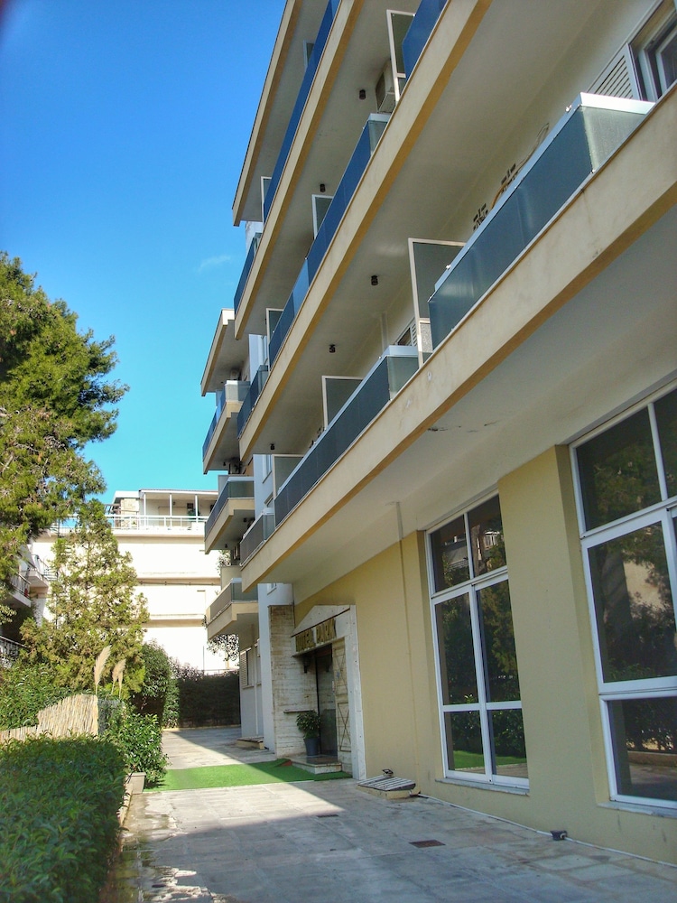HOTEL PARK 2/43