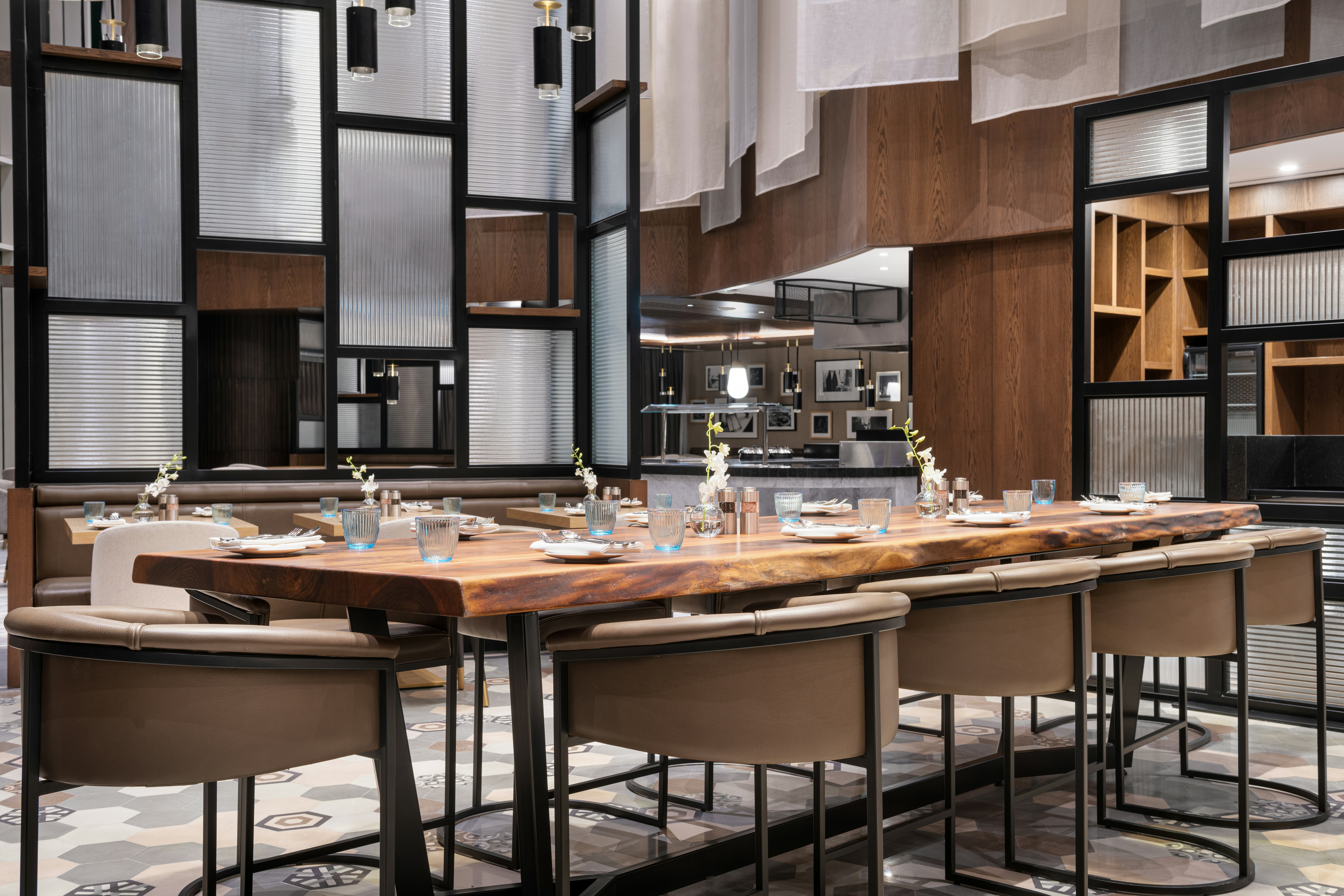 هيلتون الرياض العليا(Hilton Riyadh Olaya) 42/57