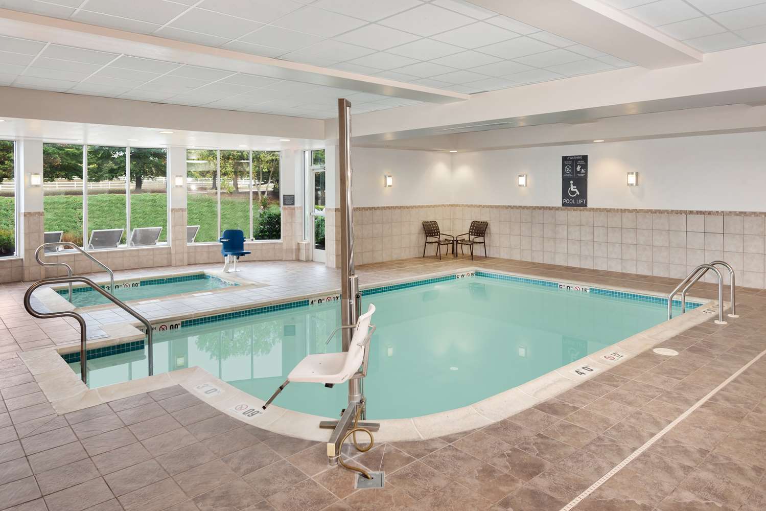 swimming pool spa