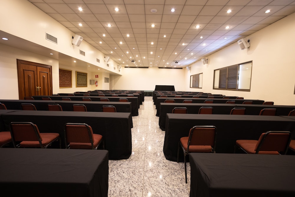 Dayrell Hotel e Centro de Convencoes 35/48