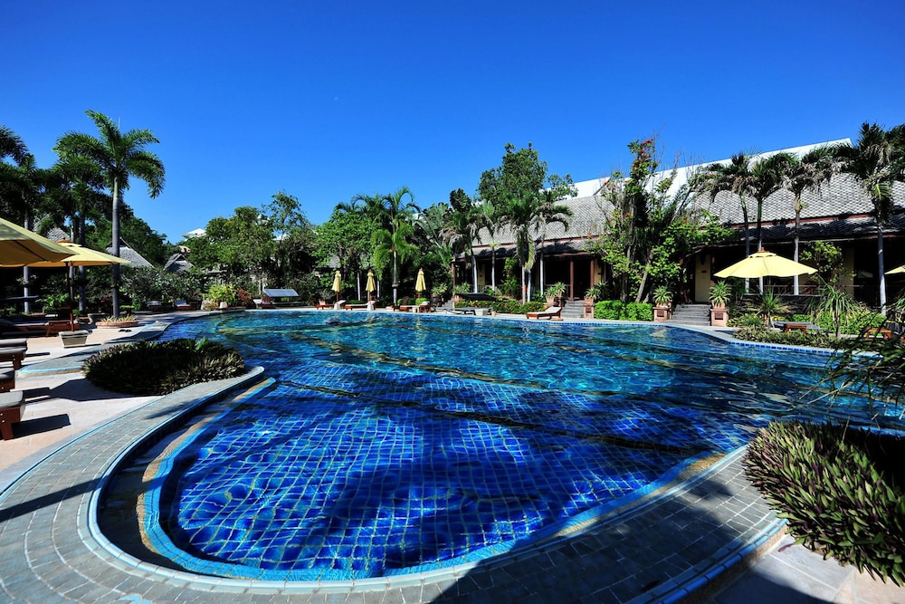 Botany Beach Resort 9/73