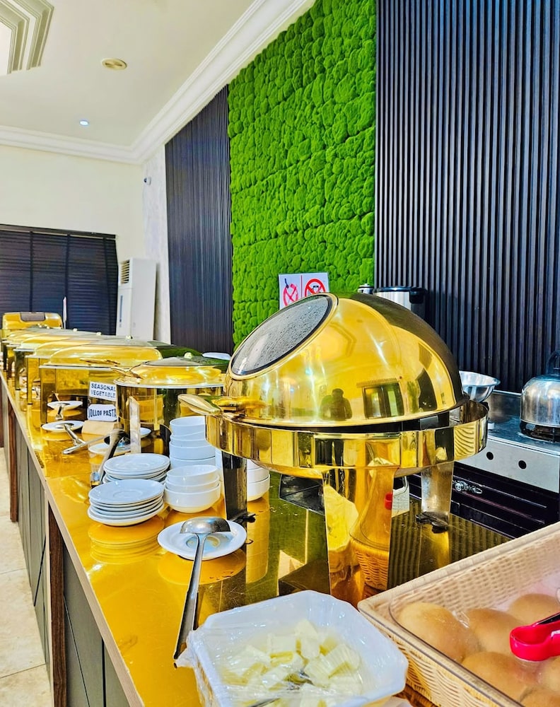 Reiz Continental Hotel Abuja 42/49