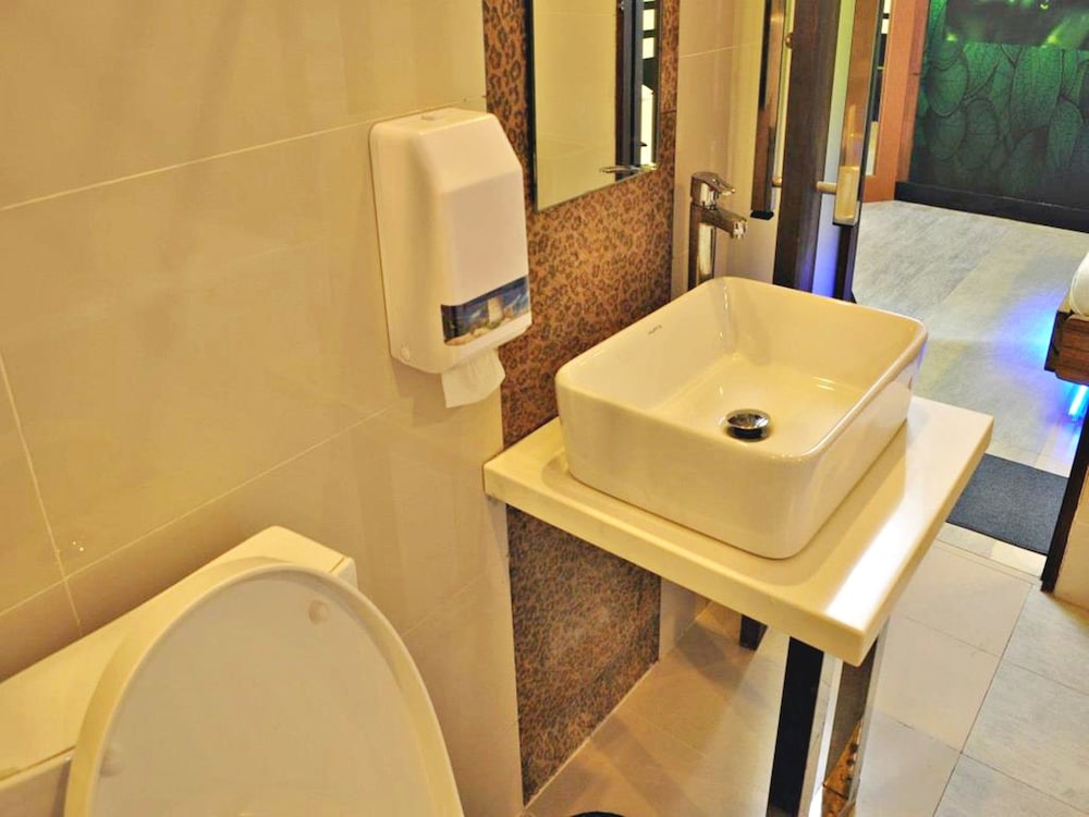 Hotel Dream World Las Pinas 41/63