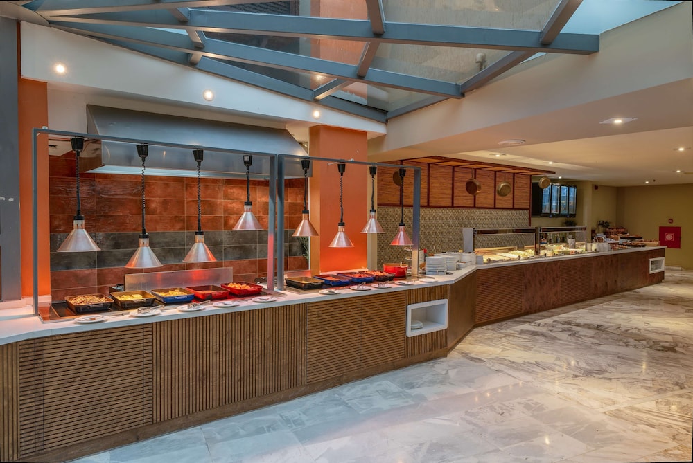 Minos Hotel 6/50