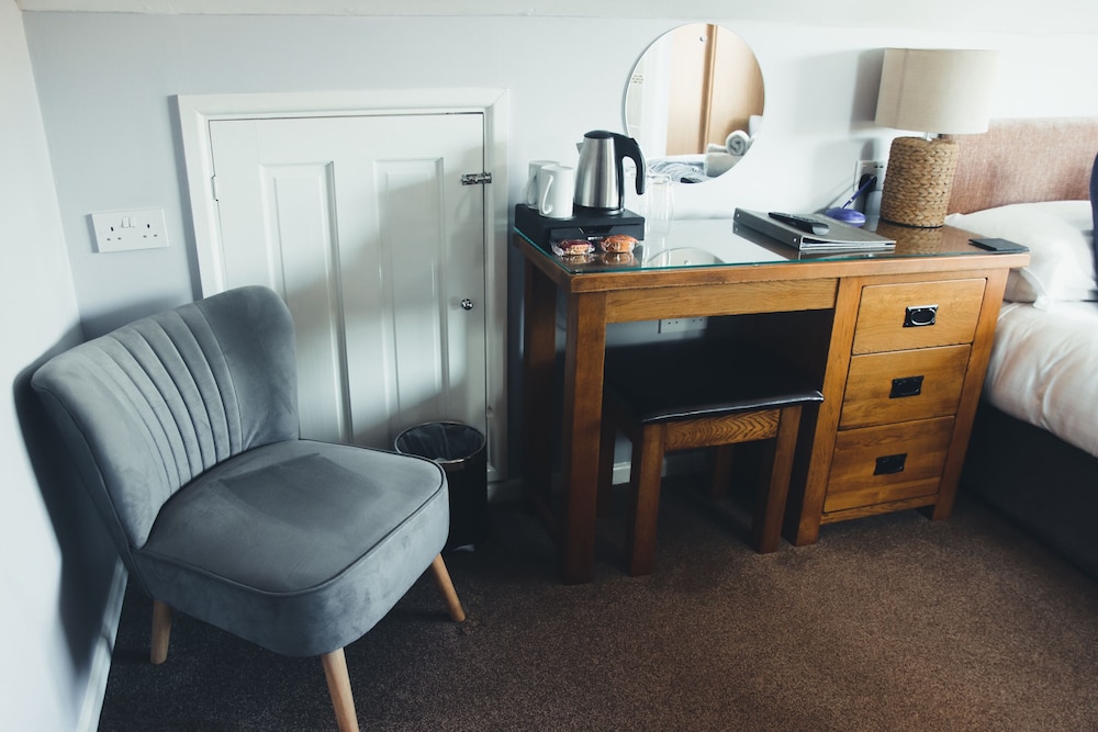 Pinewood B&amp;B 35/50