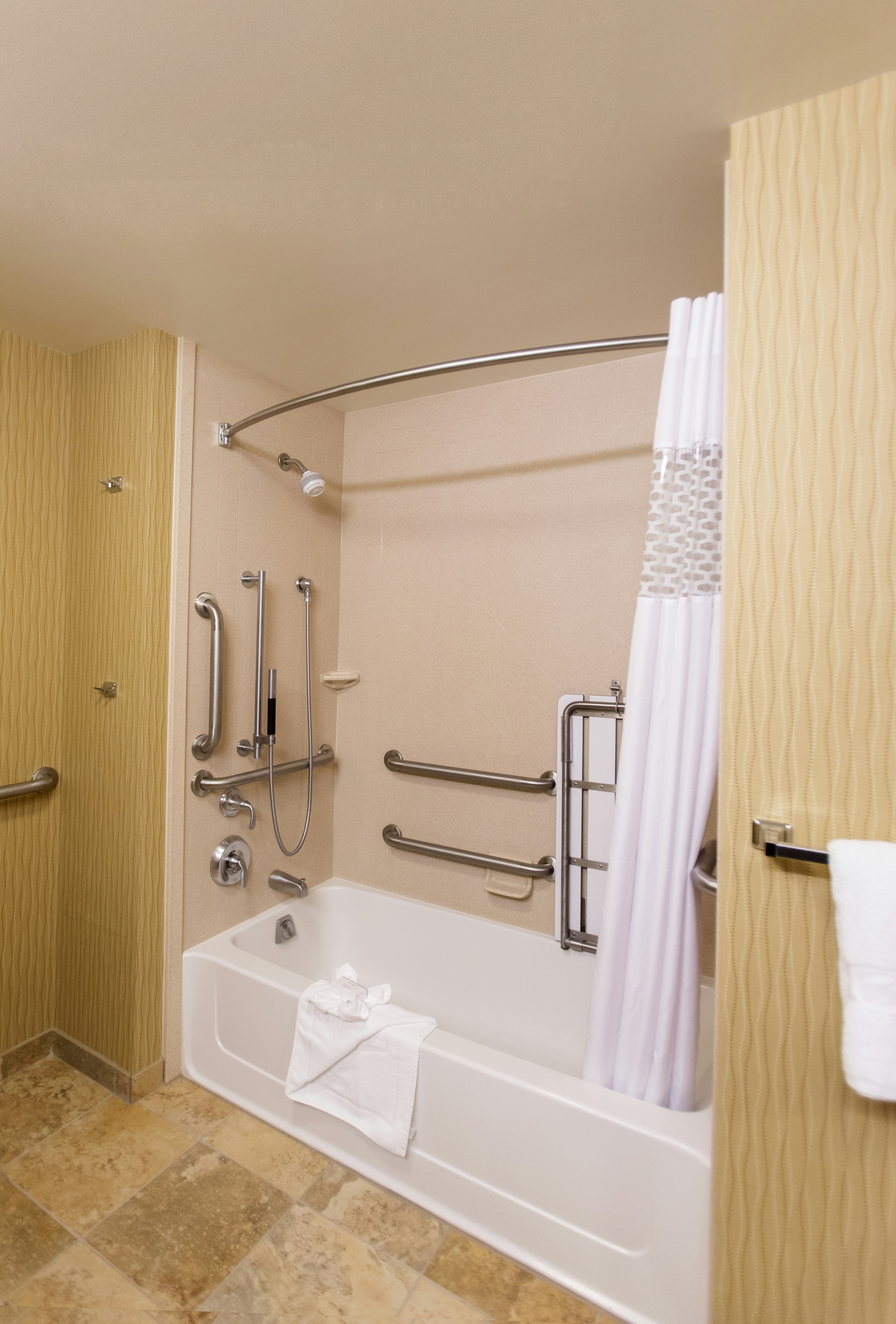Hampton Inn Marquette/Waterfront 46/46