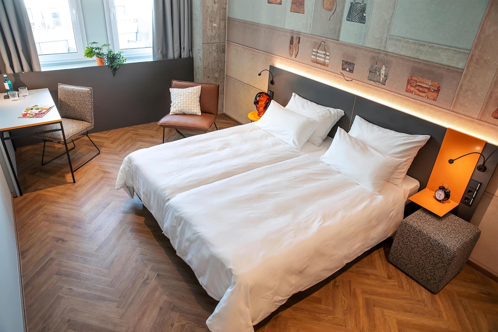 LOGINN Hotel Offenbach 22/54