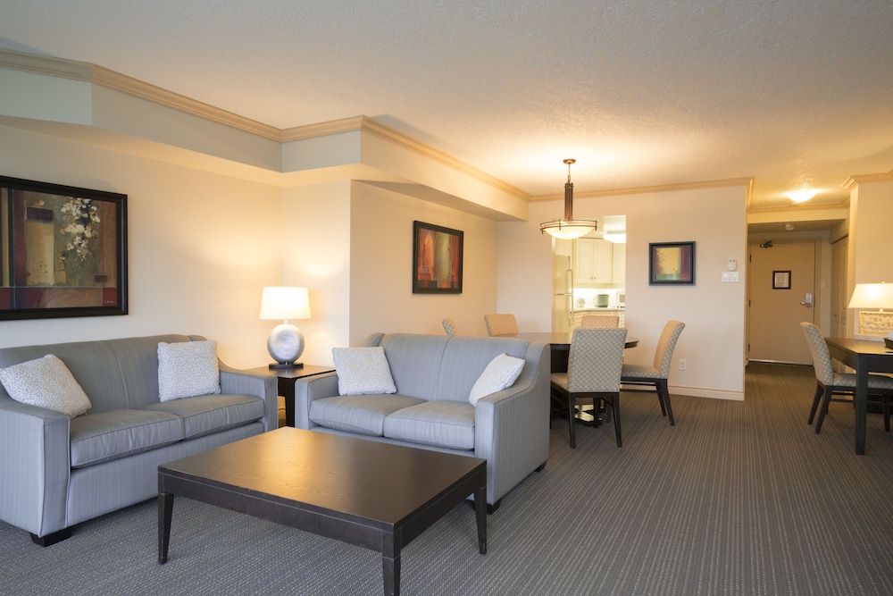 Victoria Regent Waterfront Hotel & Suites 51/86