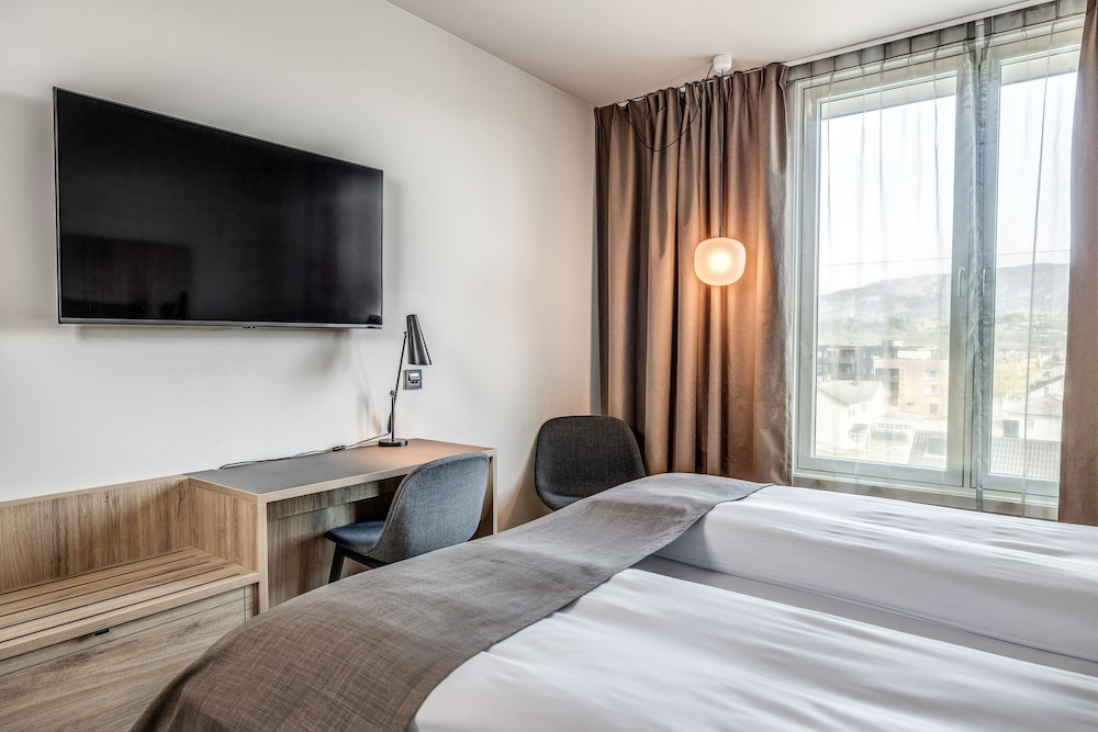 غرفة قياسية بسريرين منفصلين، Quality Hotel Airport Vaernes 2/3