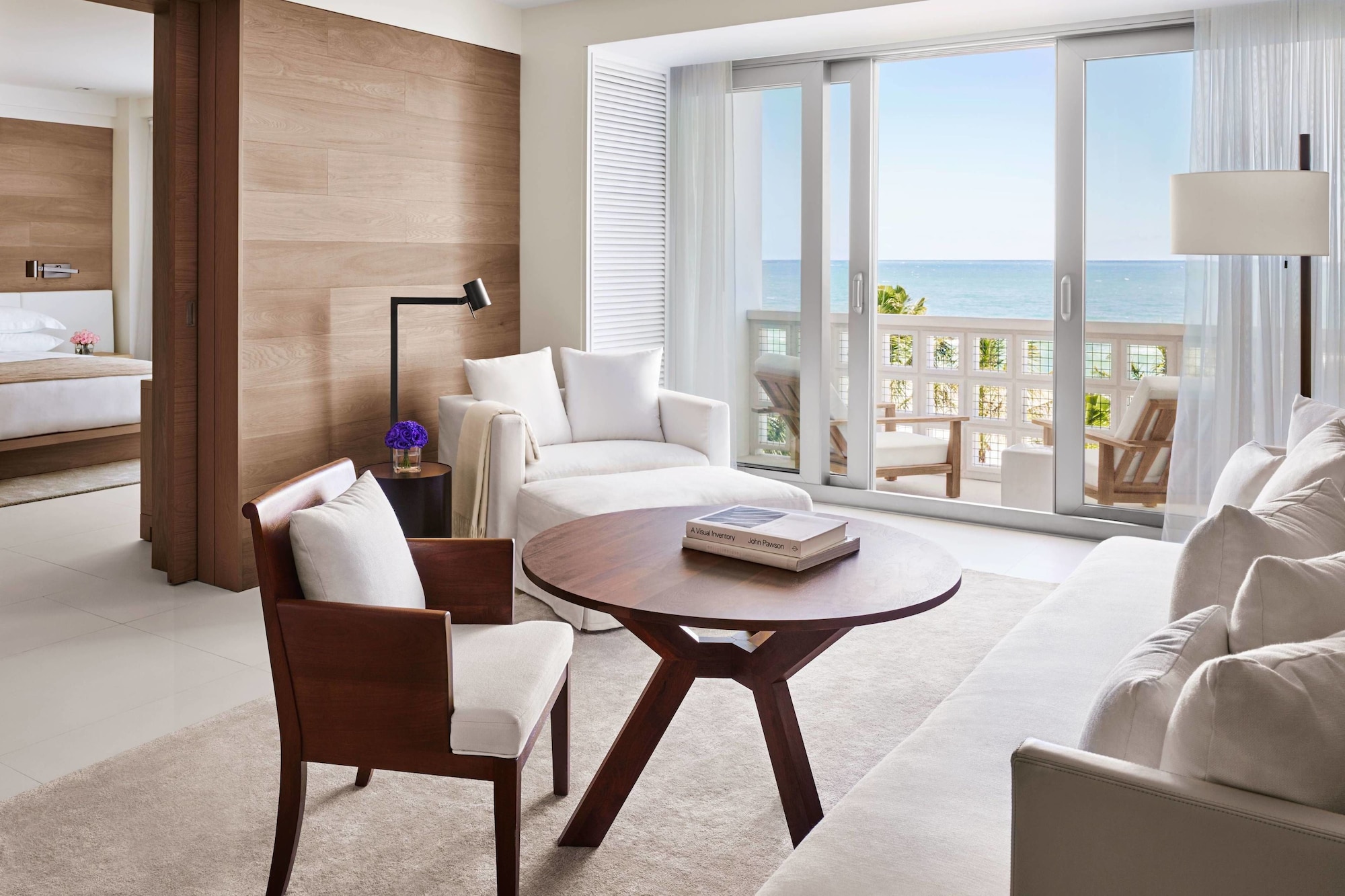 1 Bedroom, Suite, King Bed, Ocean Front, Balcony