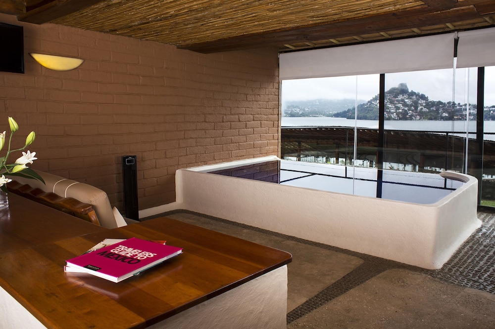 El Santuario Resort & Spa 40/46