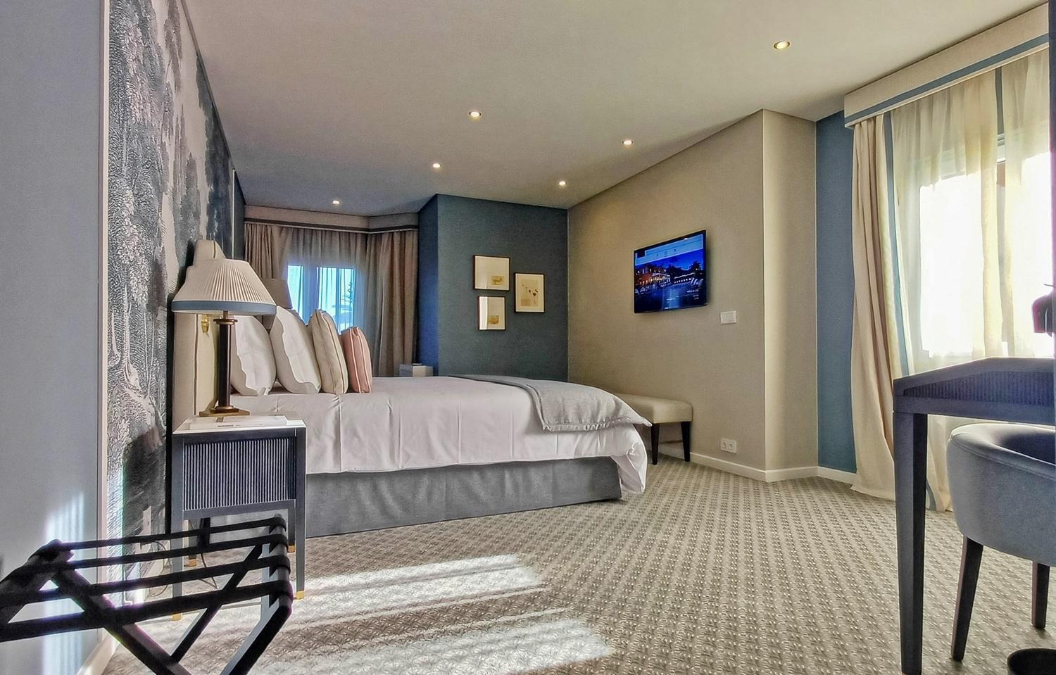 غرفة ديلوكس بسرير مزدوج بإطلالة على البحر، Hotel Senhora Da Guia 2/10