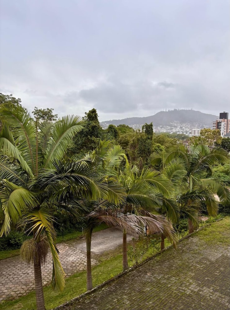 Eco Residencial Dona Francisca 40/50