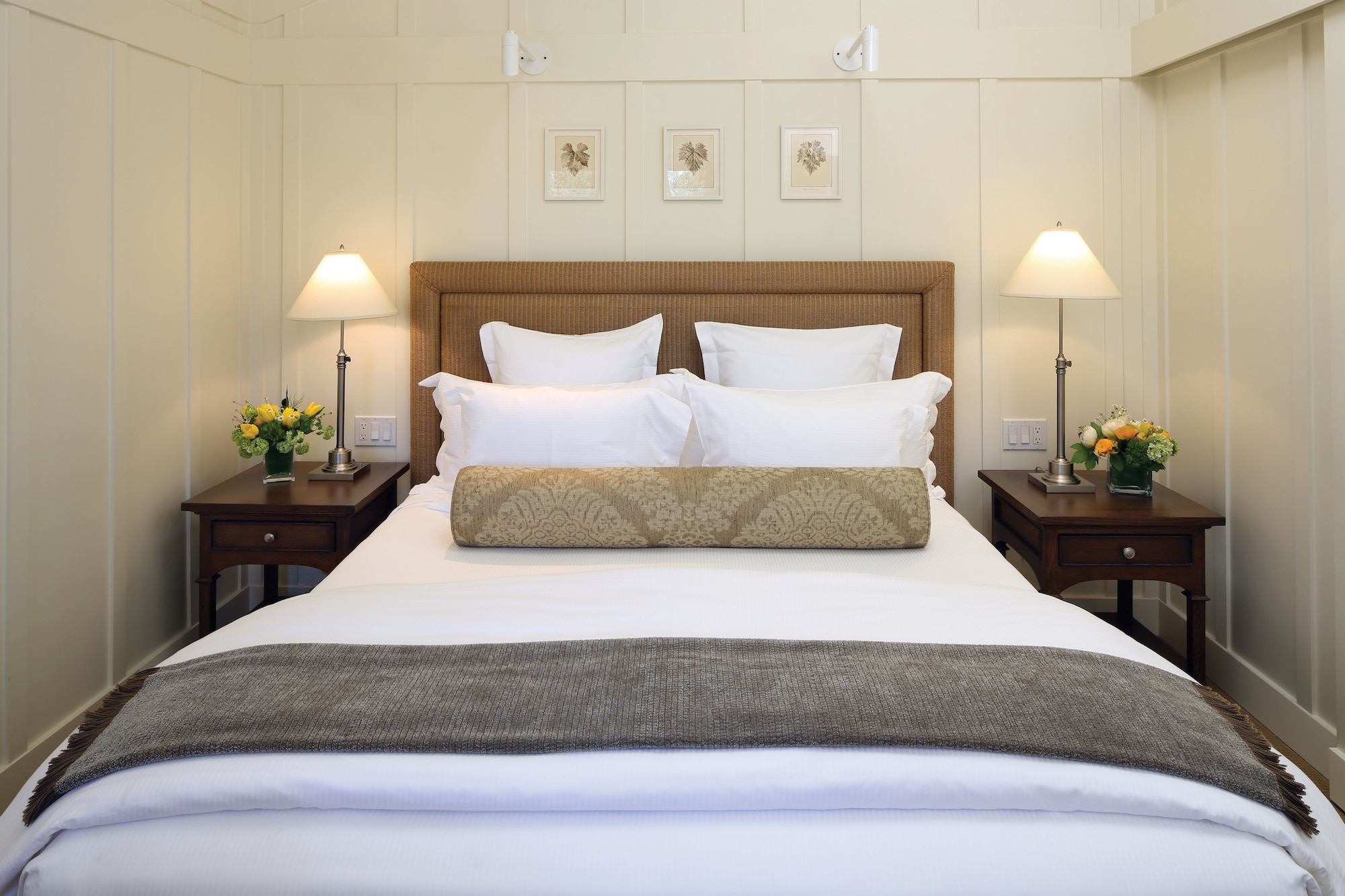 Treeline, Suite, King Bed