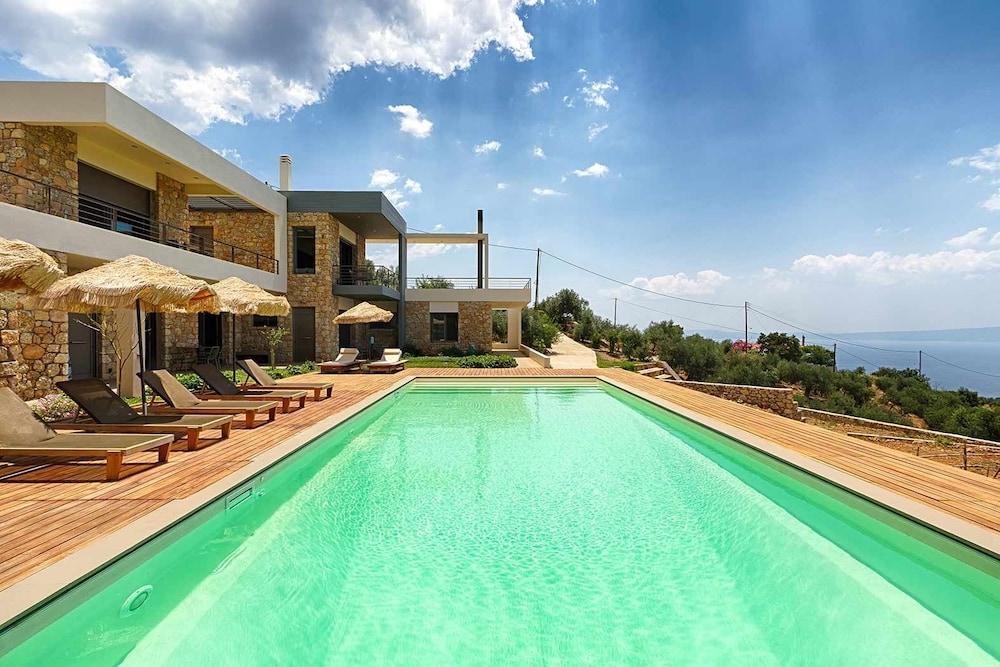 Euphoria Suites 34/41