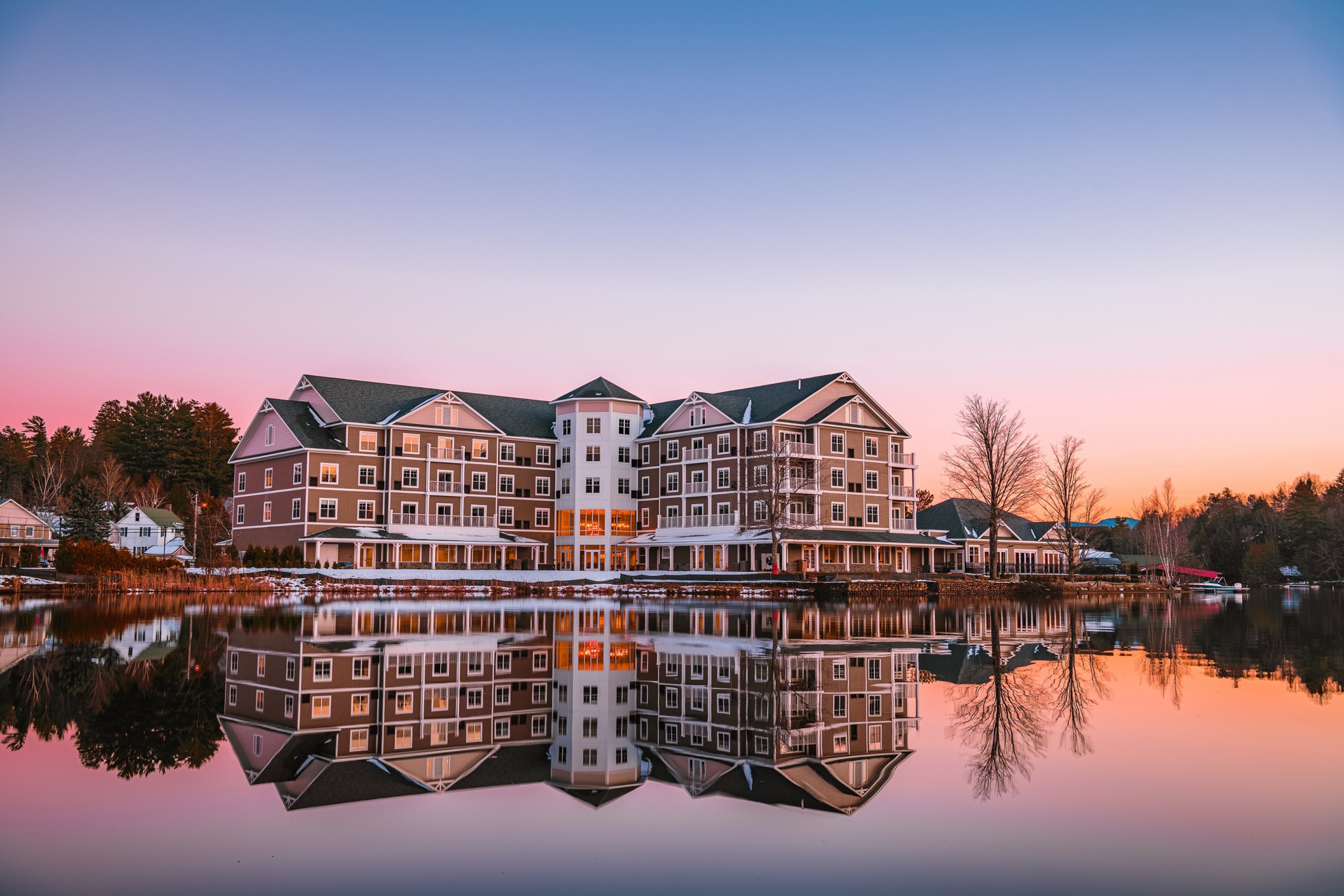 voco Saranac Lake NY - Waterfront, an IHG hotel 2/50