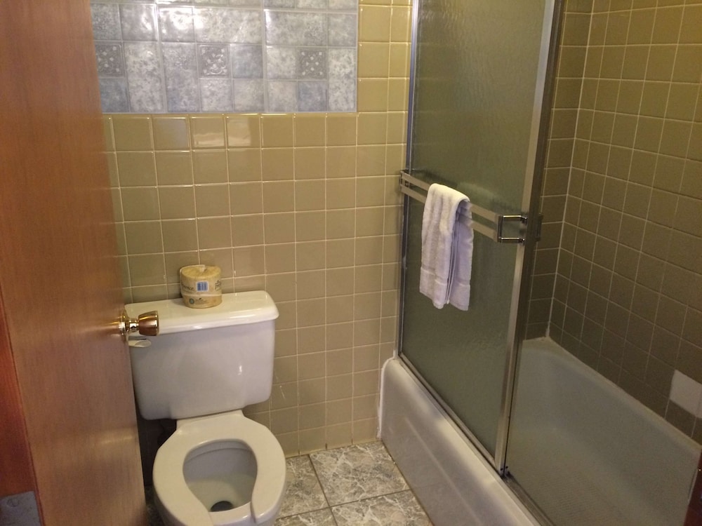 T-59 Motel Thief River Falls 8/34
