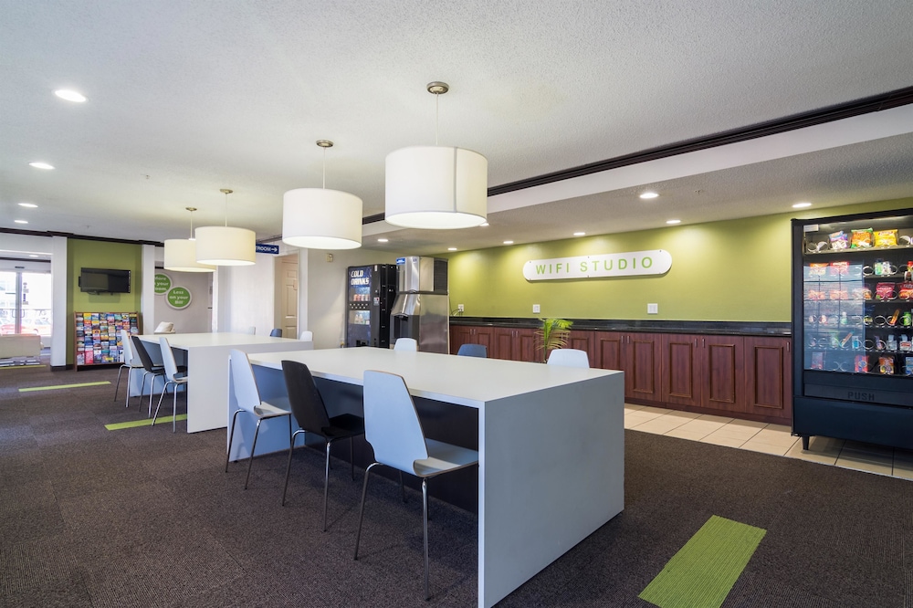 Studio6 Plano, TX - Dallas - Plano Medical Center 45/60