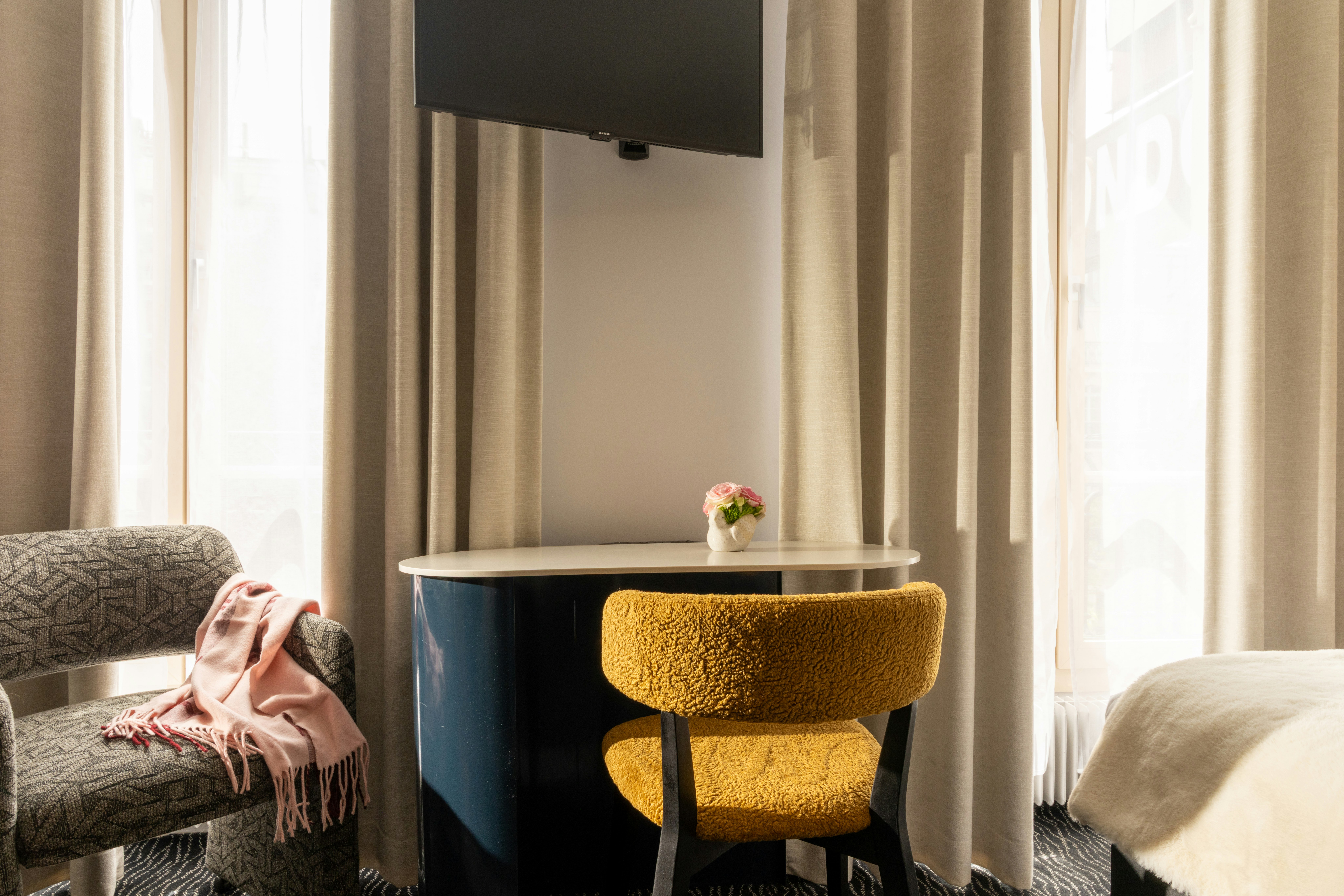Hotel London Paris 10/50