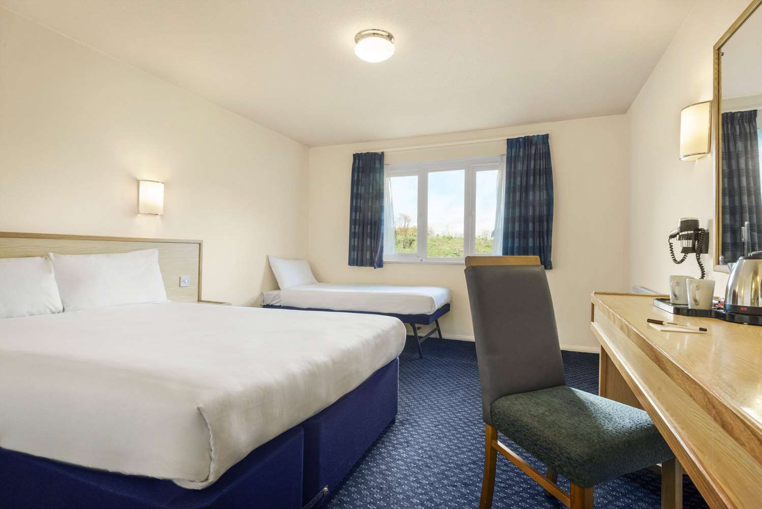 Days Inn by Wyndham Sutton Scotney North 12/29