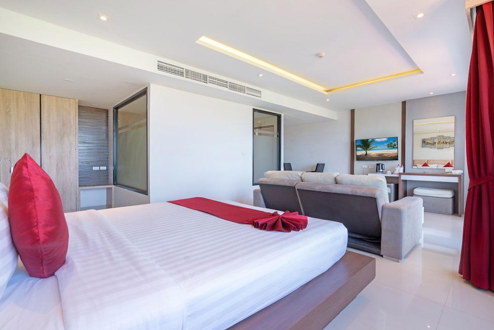 Paripas Patong Resort 35/76