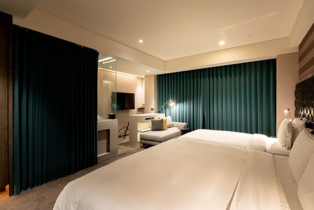 Starhaus Hotel 20/66