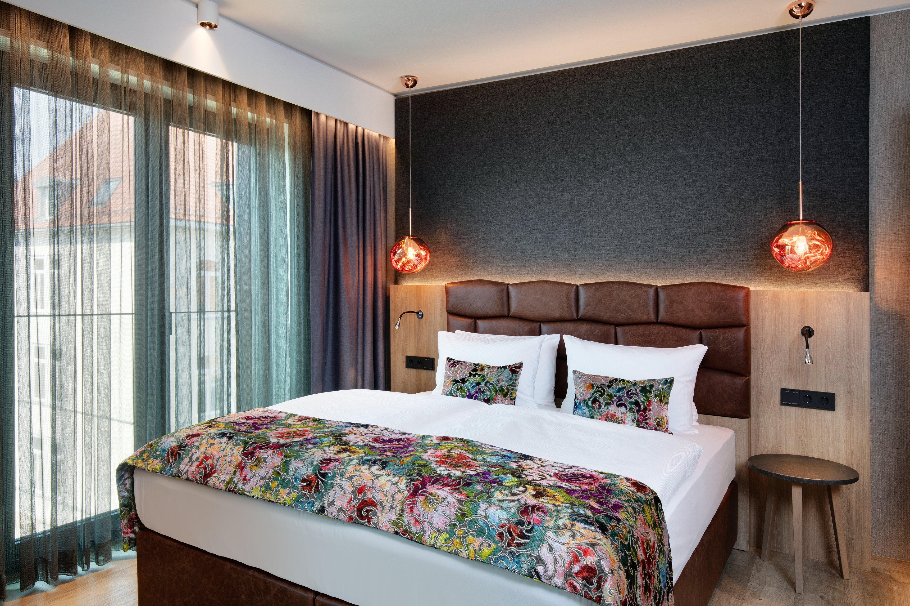 Room, King Bed