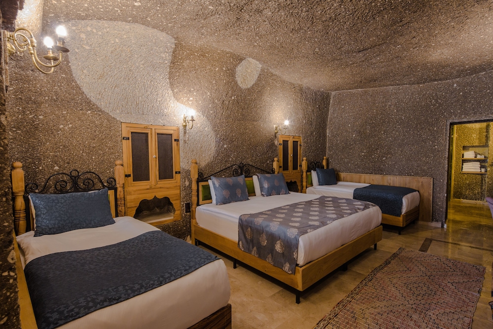 Family Suite, City View