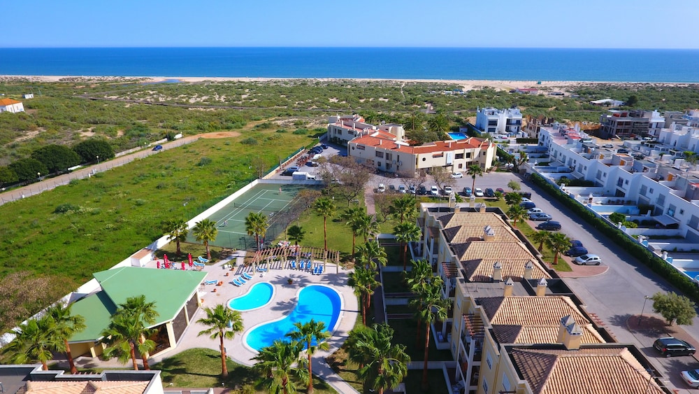 Praia Da Lota Resort Apartments 46/85