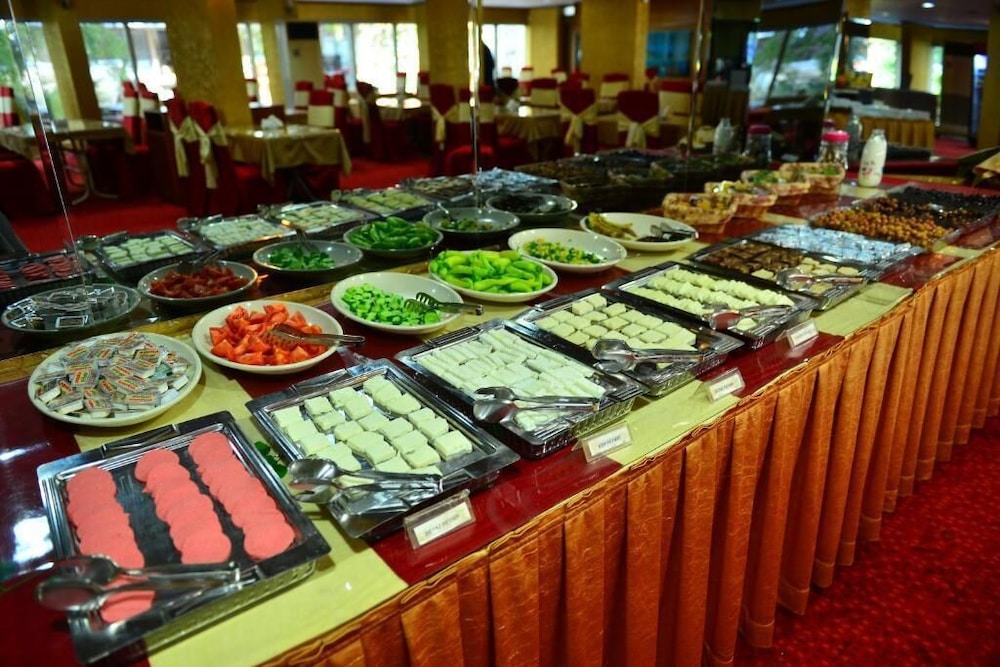 Kivrak Hotel Antalya 38/48