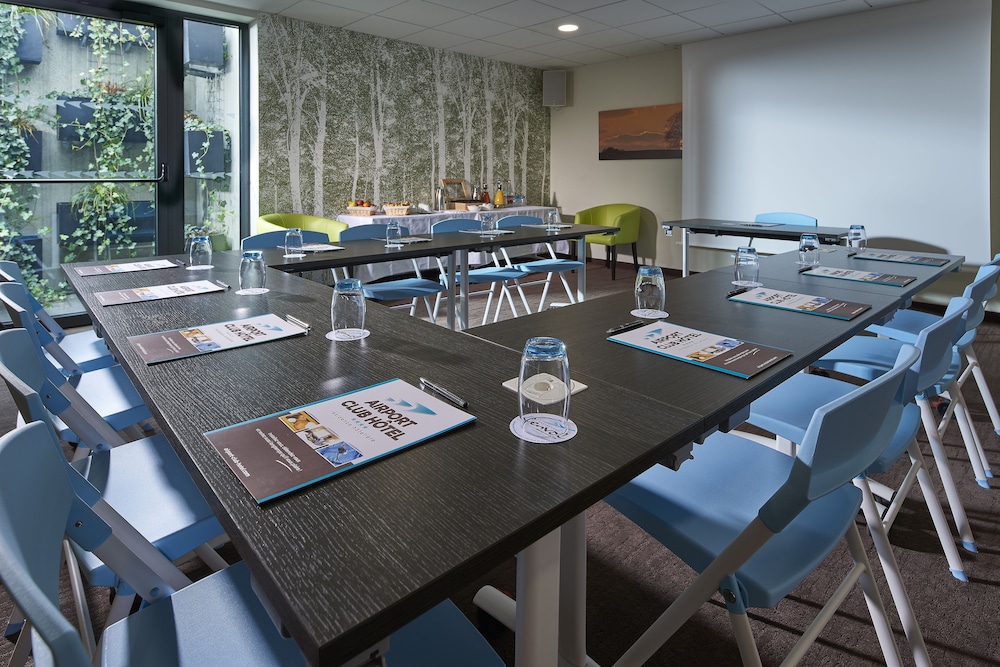 Mercure Bale Mulhouse Aeroport 67/72