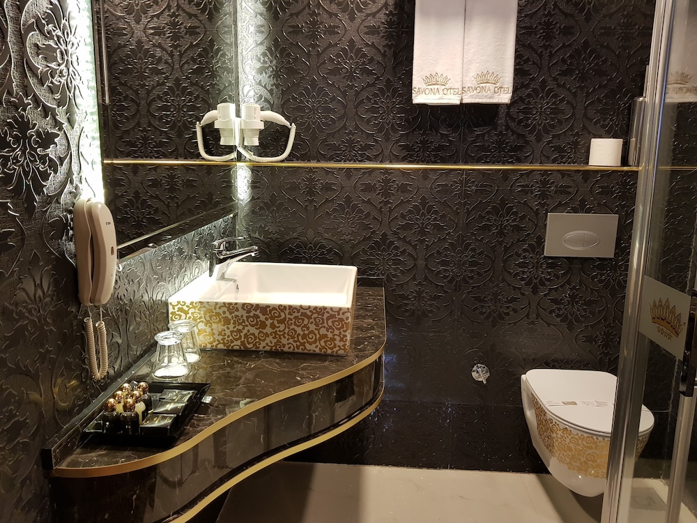 Savona Otel 31/34