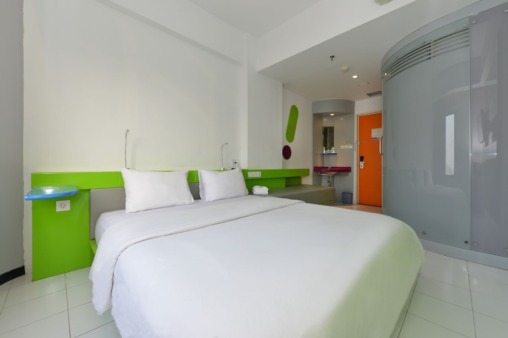 Pop Hotel Tanjung Karang Lampung 11/33