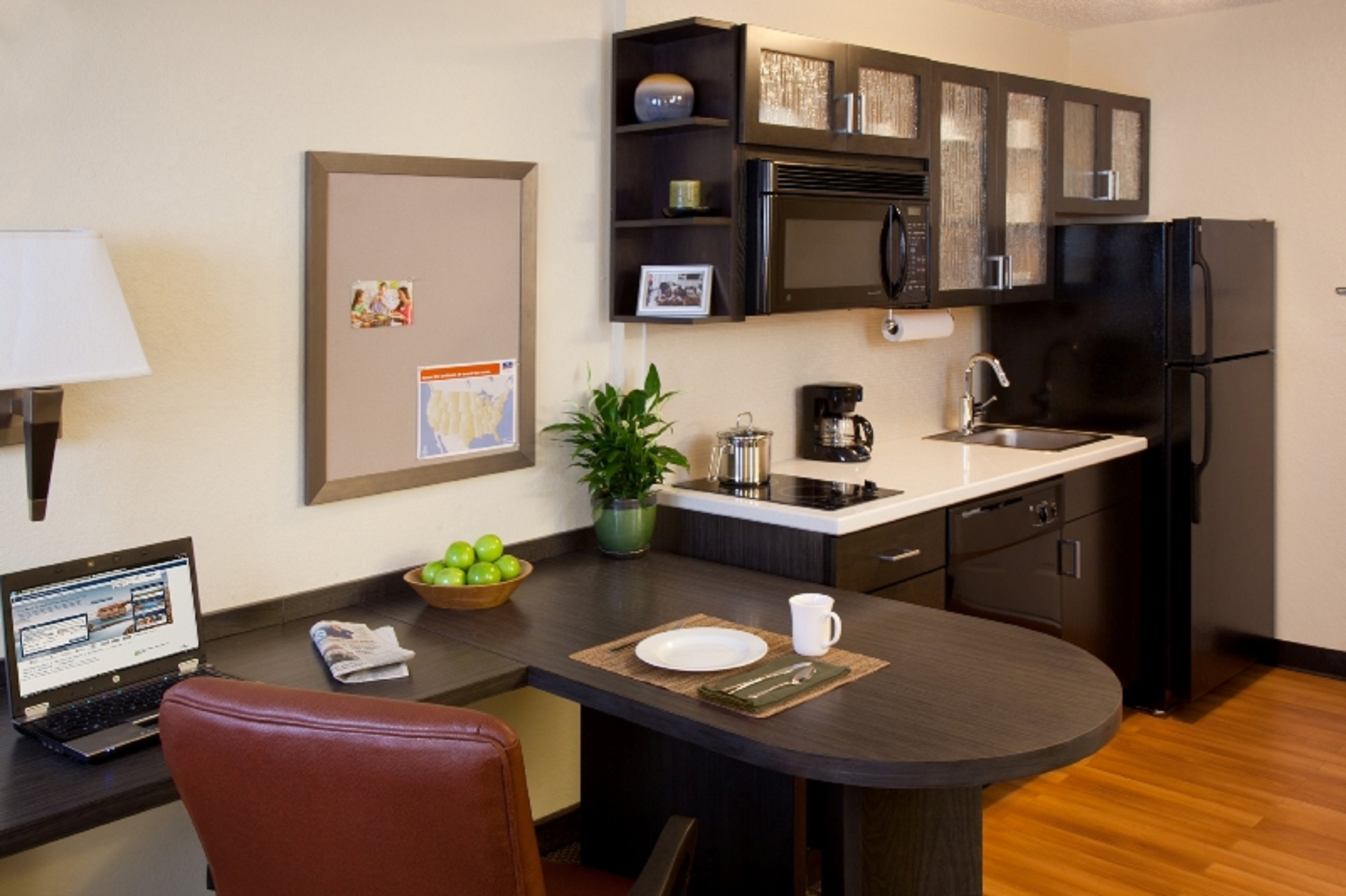 MainStay Suites Wichita Northeast 32/45