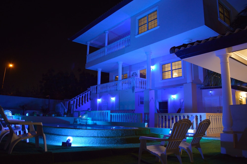 Adonai Hotel Boutique Bed And Breakfast 4/93