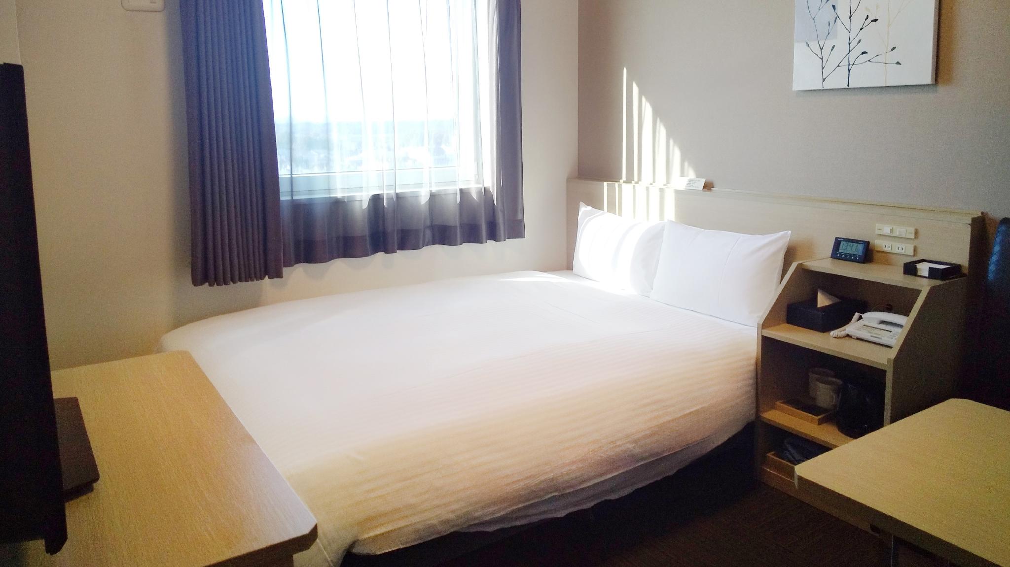 Semi Room, Standard, Semi Double Bed, Smoking Type Not Guaranteed