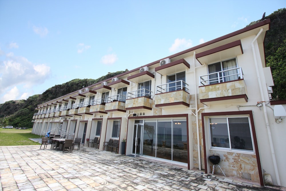 Hotel Oceans Nakijin 4/65