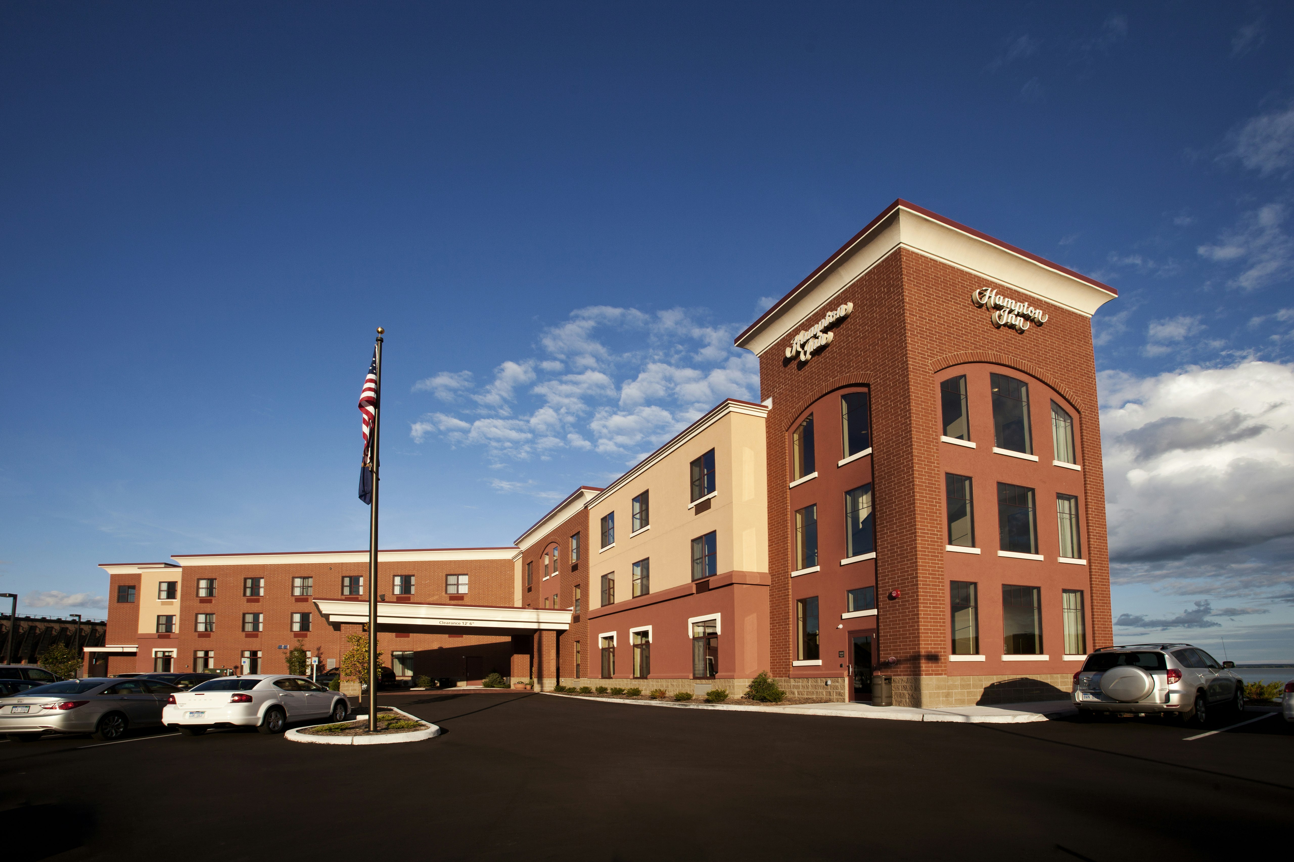 Hampton Inn Marquette/Waterfront 4/46