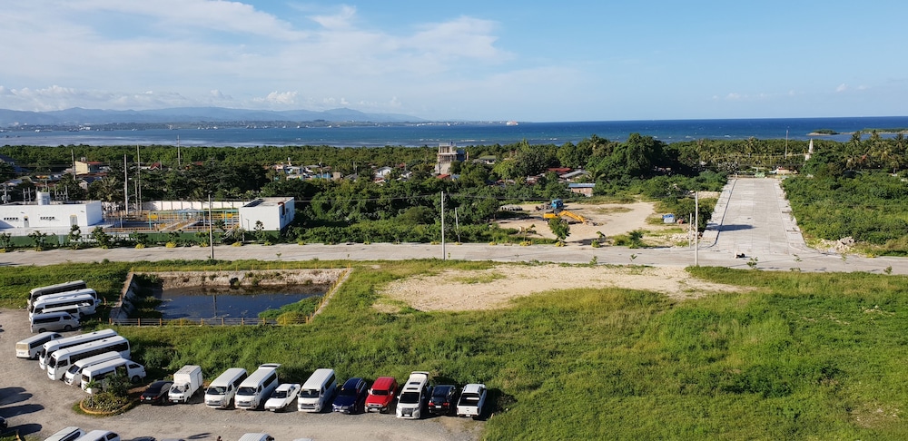 Mactan Newtown With Ocean View 39/50