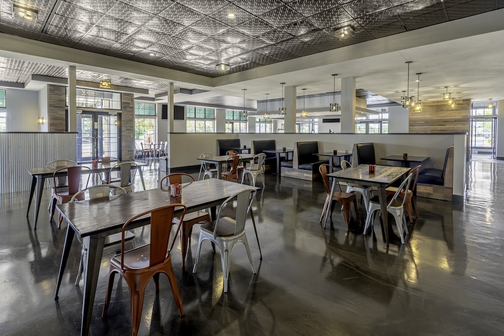 restaurant cafeteria