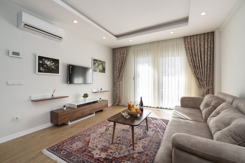 Veranda Suites 16/39