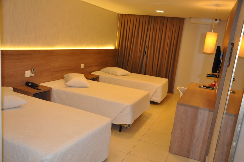 Indaia Park Hotel 12/77