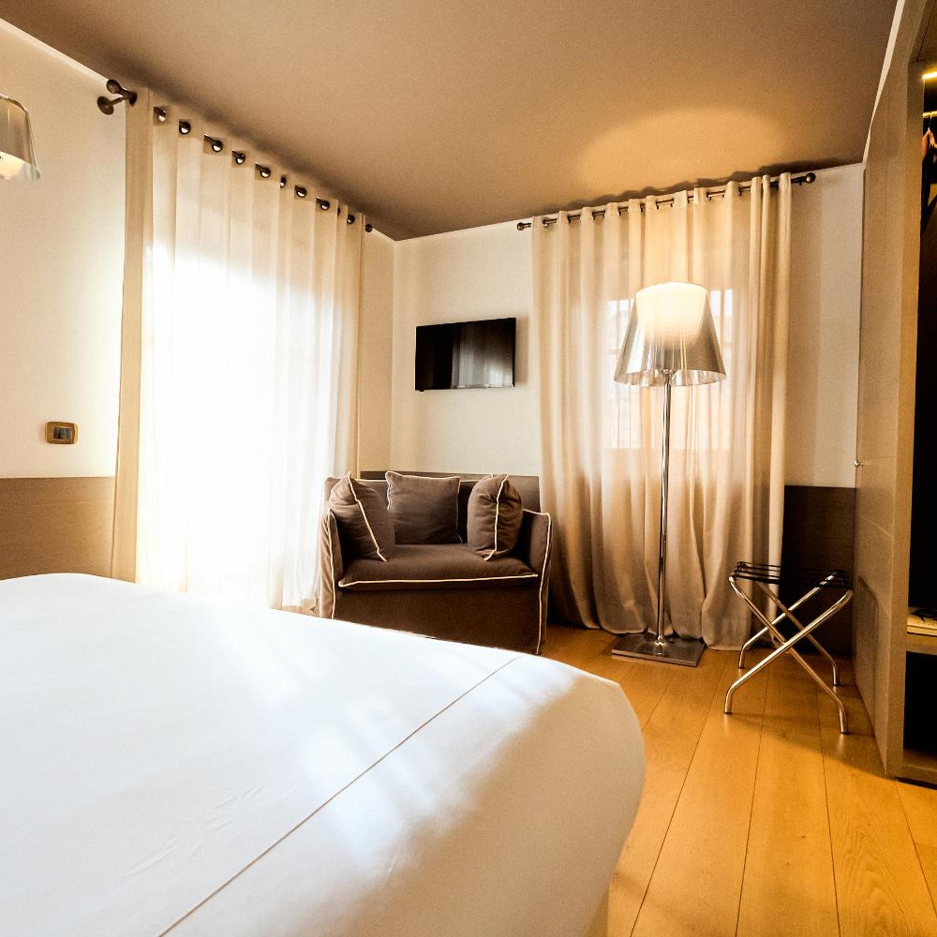 Motion, Superior, Double Bed, Ambra Cortina Luxury Fashion Boutique Hotel 6/10