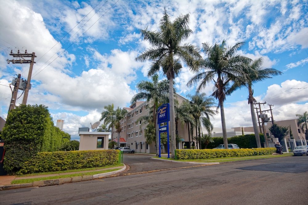 Fenix Hotel Limeira 35/37