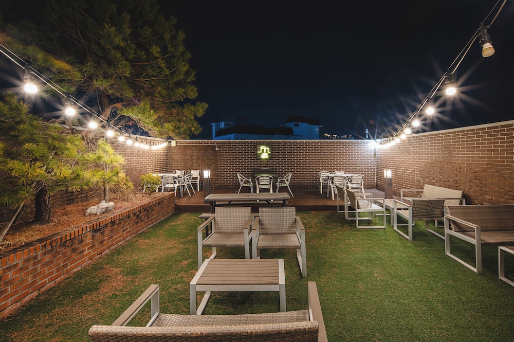Hotel Iam - Hostel 48/50
